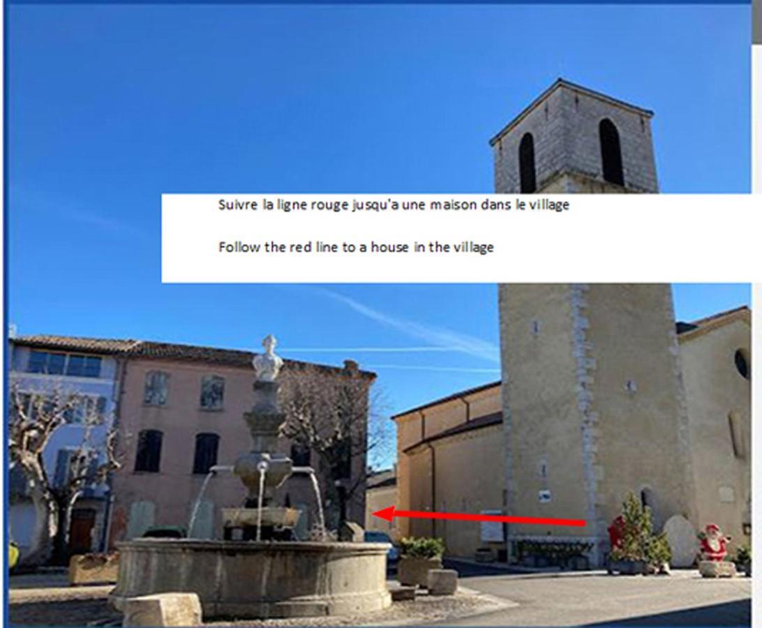 Une Maison Dans Le Village Ribiers Exterior foto